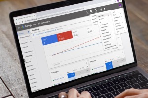 Оптимизация Google Ads: Как в 7 раз уменьшить стоимость транзакций и увеличить количество конверсий 